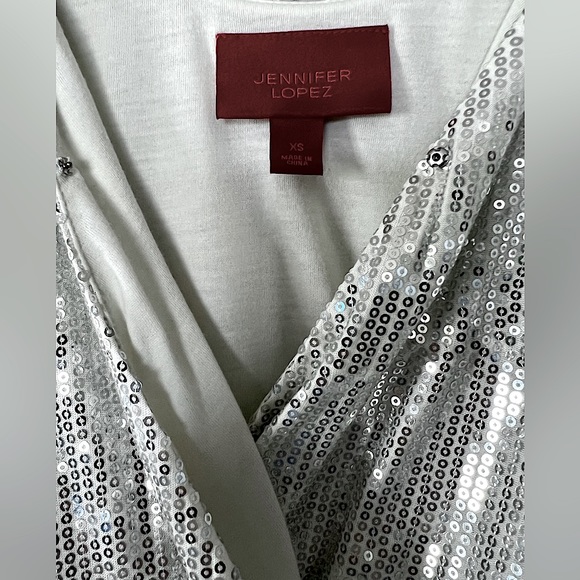 JENNIFER LOPEZ Sequin body suit. White with silver sequins. Size XS - Picture 4 of 5